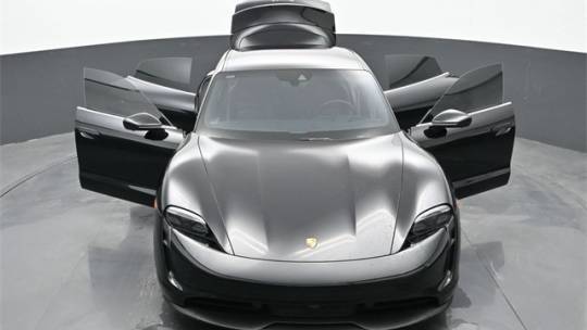 2024 Porsche Taycan - Images - 32
