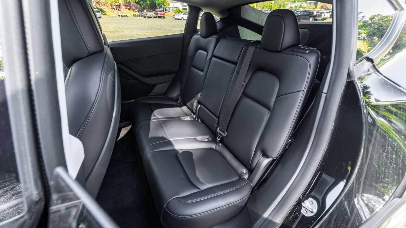 2023 Tesla Model Y 7SAYGDEE0PA180988