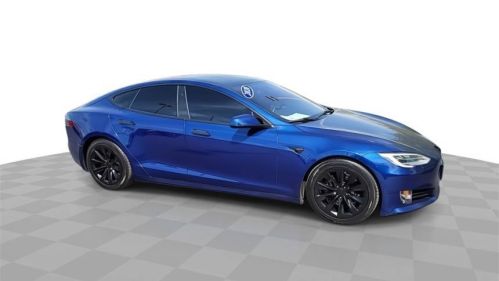 2020 Tesla Model S - Images - 9
