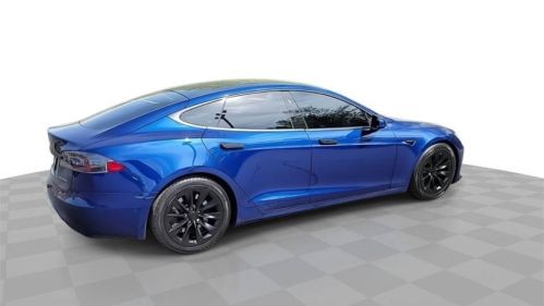 2020 Tesla Model S - Images - 15