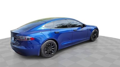 2020 Tesla Model S - Images - 16