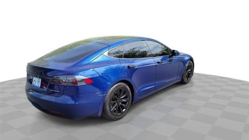 2020 Tesla Model S - Images - 17