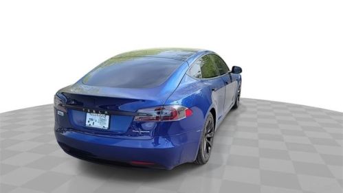 2020 Tesla Model S - Images - 19