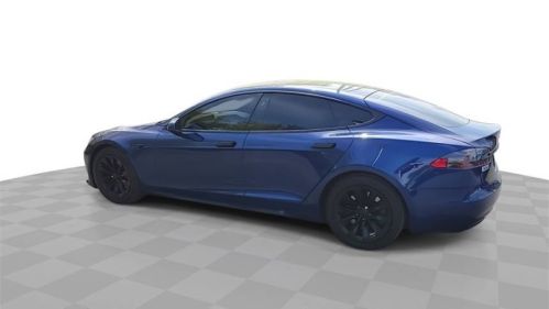 2020 Tesla Model S - Images - 28