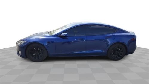 2020 Tesla Model S - Images - 32