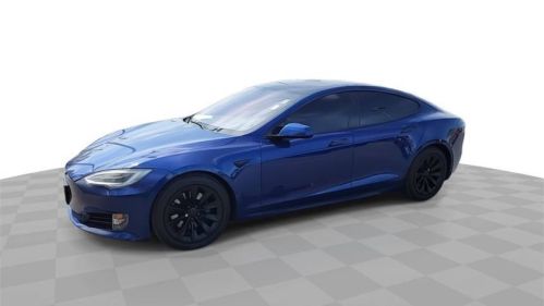 2020 Tesla Model S - Images - 35