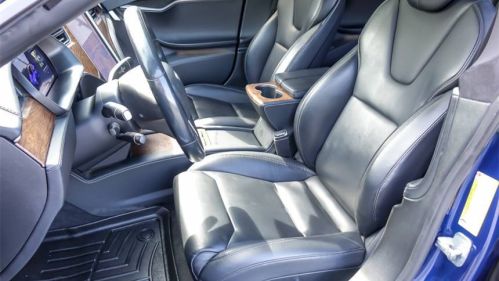 2020 Tesla Model S - Images - 40