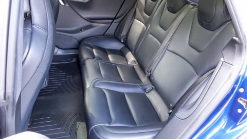 2020 Tesla Model S - Images - 42