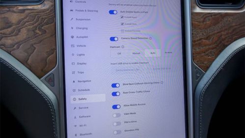 2020 Tesla Model S - Images - 54