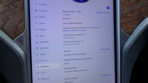 2020 Tesla Model S - Images - 55