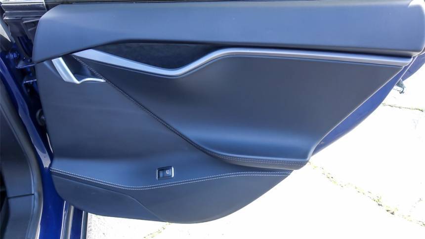 2020 Tesla Model S - Images - 61