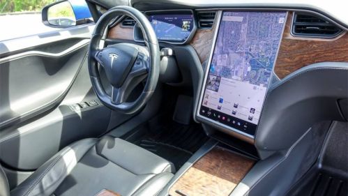 2020 Tesla Model S - Images - 63