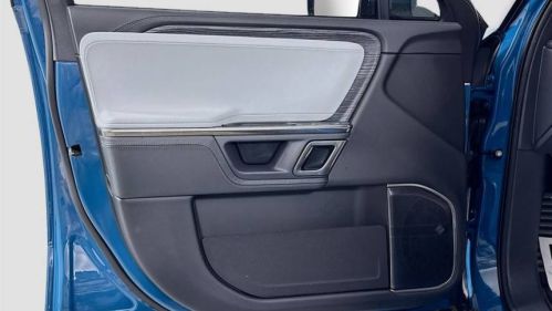 2023 Rivian R1S - Images - 22