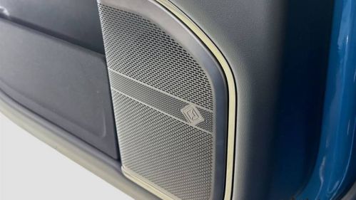 2023 Rivian R1S - Images - 32