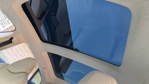 2018 Tesla Model S - Images - 15