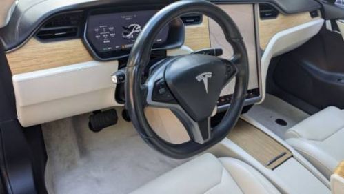 2018 Tesla Model S - Images - 16