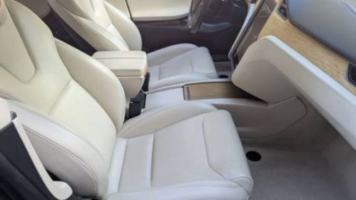 2018 Tesla Model S - Images - 22