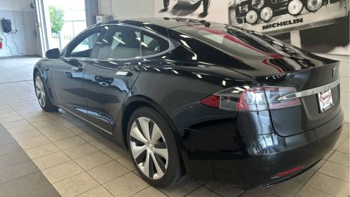 2021 Tesla Model S - Images - 3