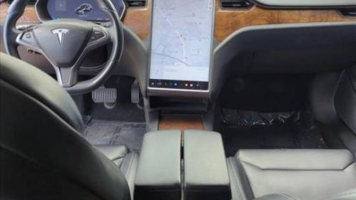 2018 Tesla Model S - Images - 14