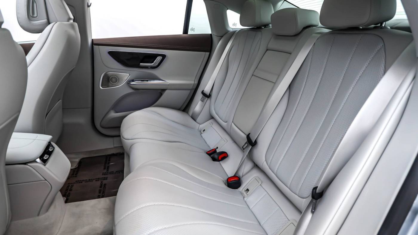 2023 Mercedes EQE Sedan W1KEG2BB3PF026388