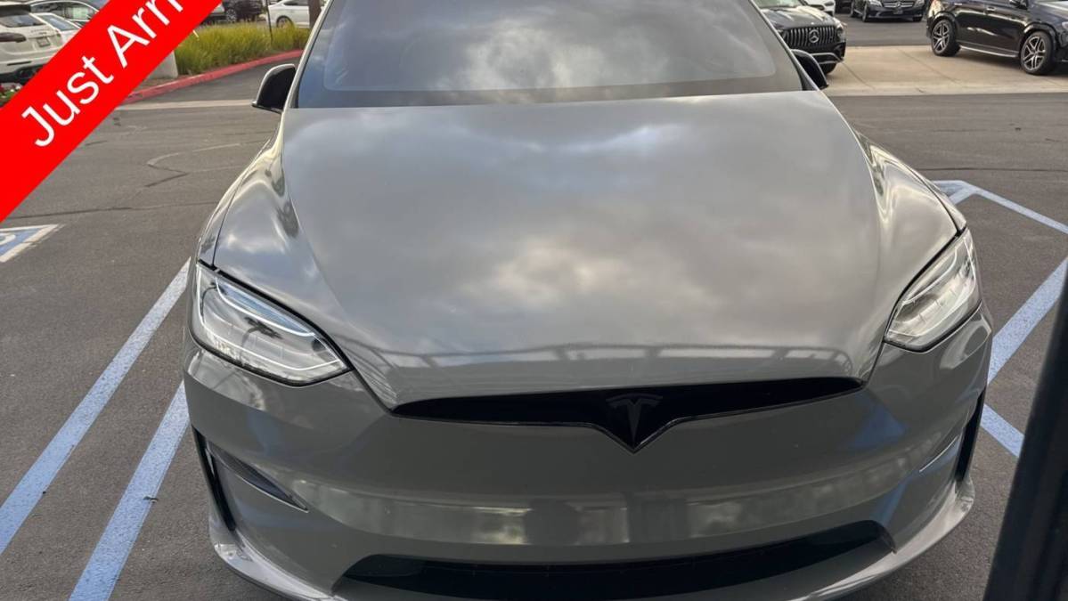 2022 Tesla Model X - Images - 2