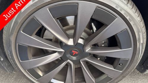2022 Tesla Model X - Images - 3