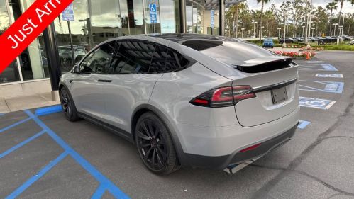 2022 Tesla Model X - Images - 7