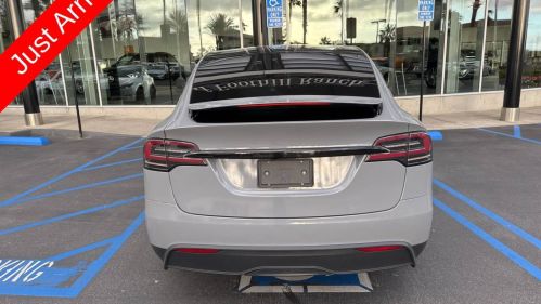 2022 Tesla Model X - Images - 8
