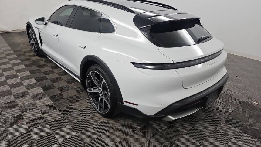 2023 Porsche Taycan - Images - 6