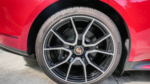 2024 Porsche Taycan - Images - 12