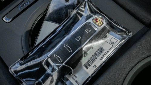 2024 Porsche Taycan - Images - 34