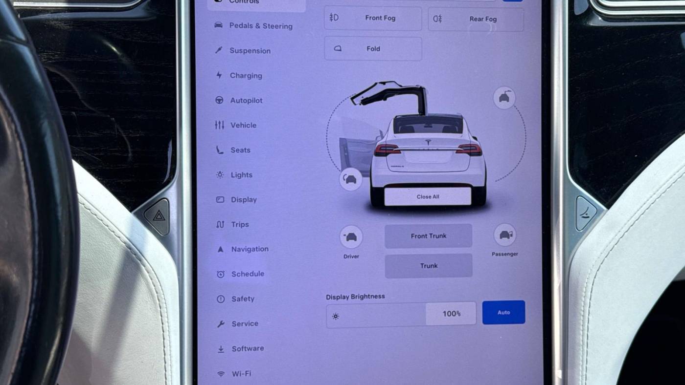 2016 Tesla Model X 5YJXCAE25GF015241