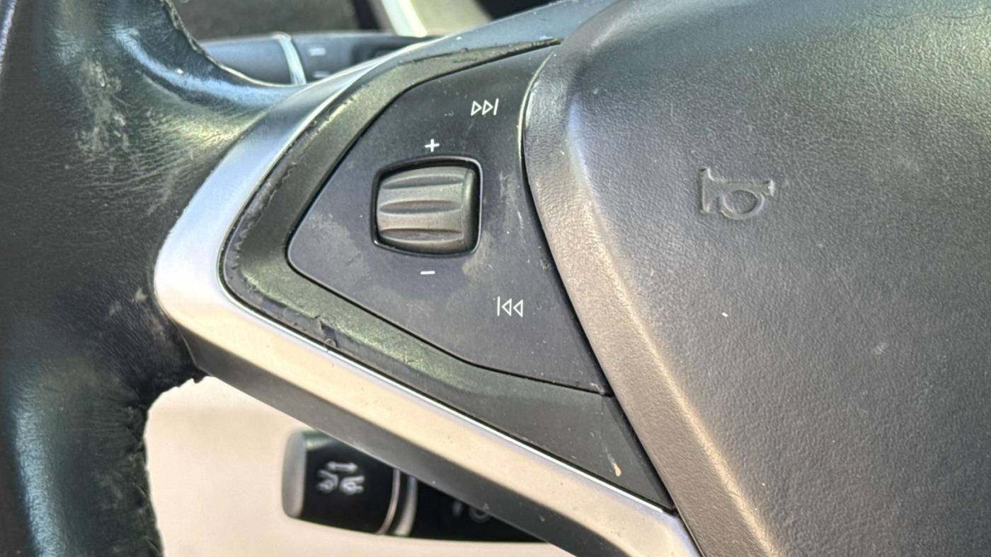 2016 Tesla Model X 5YJXCAE25GF015241