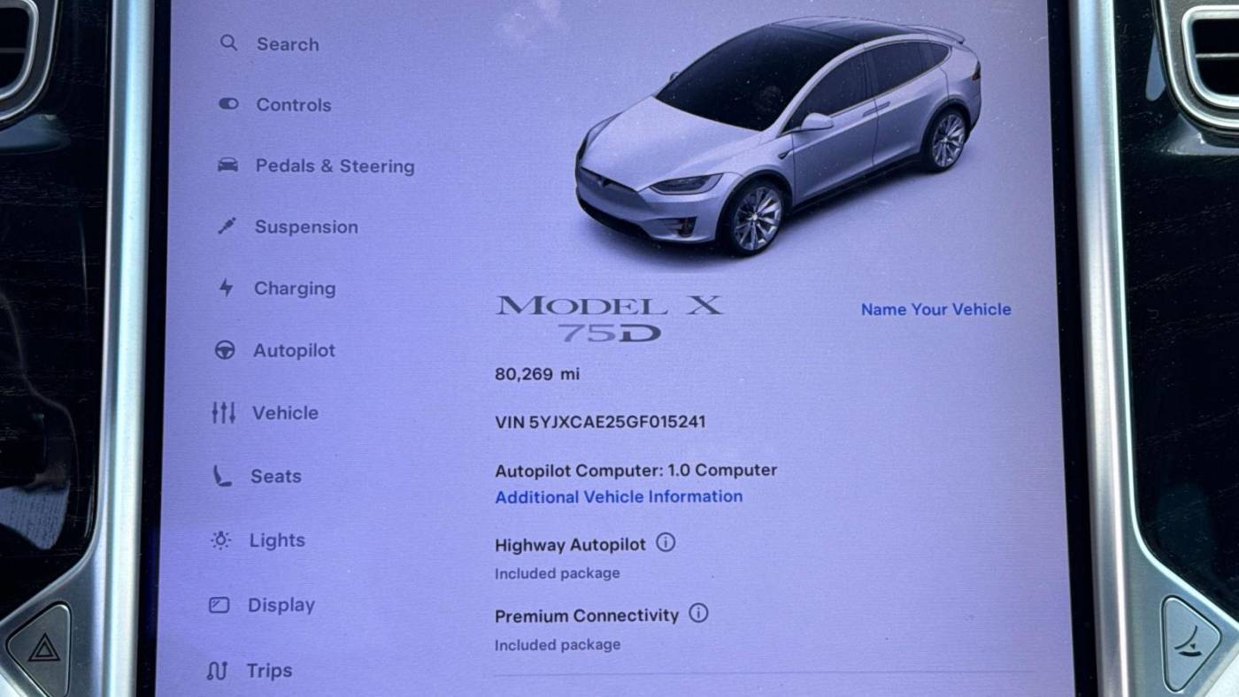 2016 Tesla Model X 5YJXCAE25GF015241