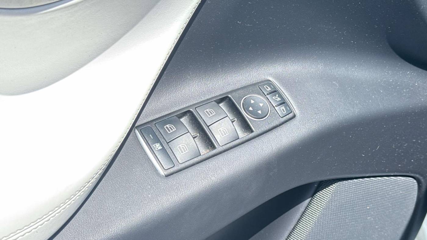 2016 Tesla Model X 5YJXCAE25GF015241
