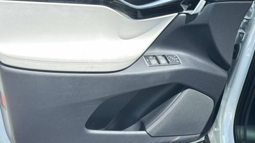 2016 Tesla Model X 5YJXCAE25GF015241