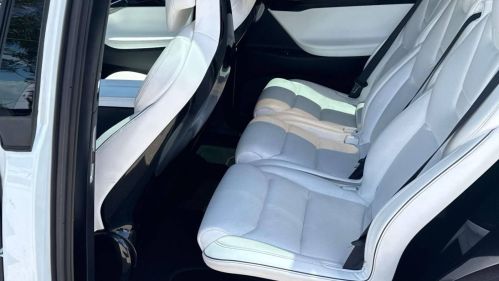 2016 Tesla Model X 5YJXCAE25GF015241