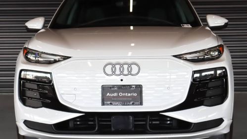 2025 Audi Q6 e-tron - Images - 12