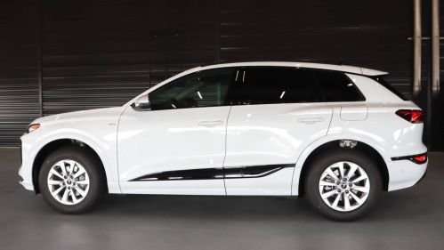 2025 Audi Q6 e-tron - Images - 13