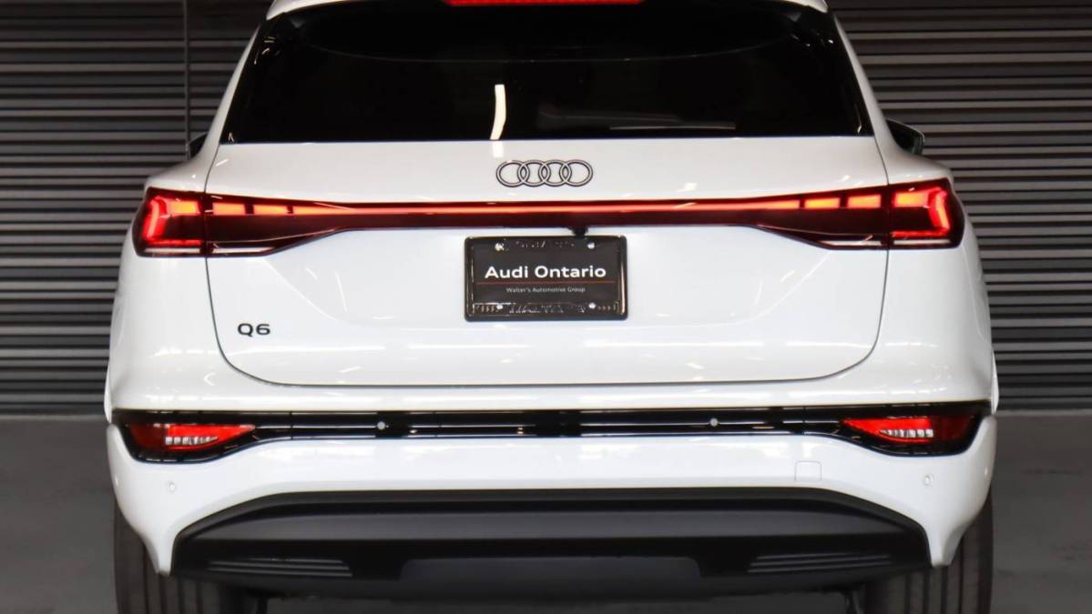 2025 Audi Q6 e-tron - Images - 14