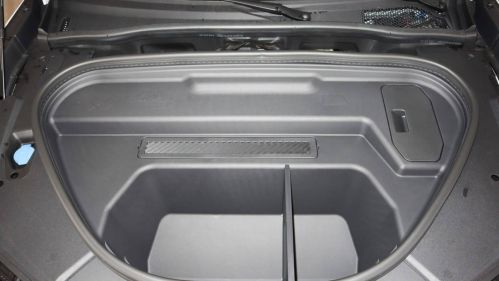 2025 Audi Q6 e-tron - Images - 27