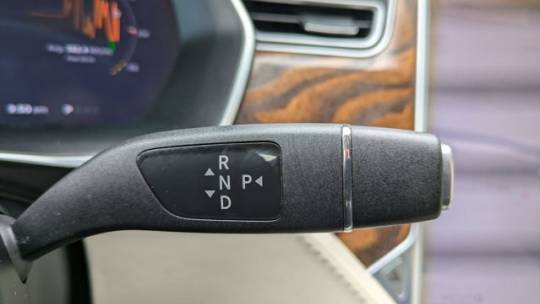 2018 Tesla Model S - Images - 12