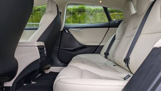 2018 Tesla Model S - Images - 19