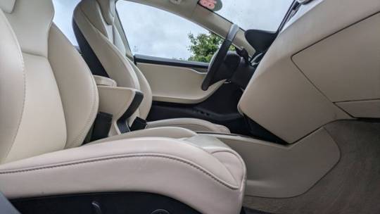 2018 Tesla Model S - Images - 21