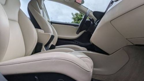 2018 Tesla Model S - Images - 21