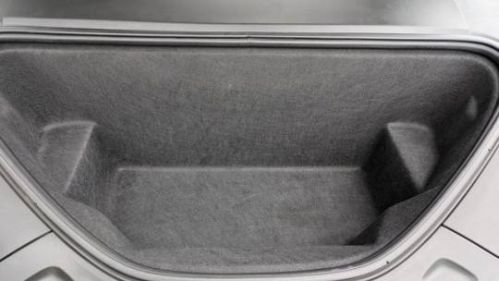 2018 Tesla Model S - Images - 23