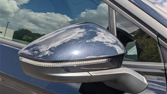 2025 Volkswagen ID.4 1V2WSPE81SC008586