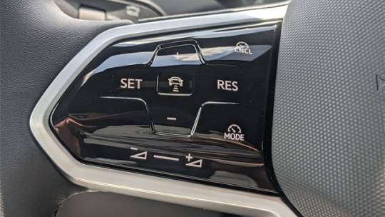 2025 Volkswagen ID.4 1V2WSPE81SC008586