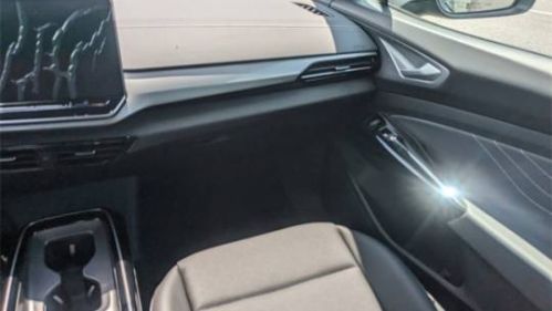 2025 Volkswagen ID.4 1V2WSPE81SC008586