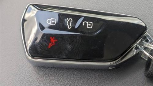 2025 Volkswagen ID.4 1V2WSPE81SC008586